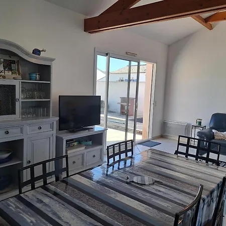 Maison Charmante Pour 6 Personnes, Calme Avec Piscine Privee - Fr-1-323-578