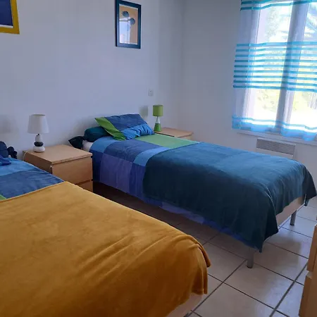 Maison Charmante Pour 6 Personnes, Calme Avec Piscine Privee - Fr-1-323-578 Feriehus