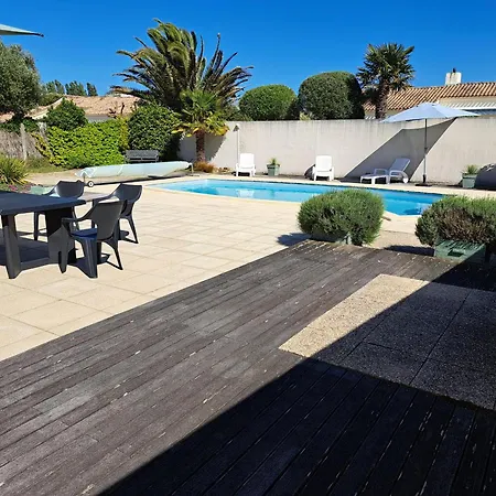 Feriehus Maison Charmante Pour 6 Personnes, Calme Avec Piscine Privee - Fr-1-323-578 *