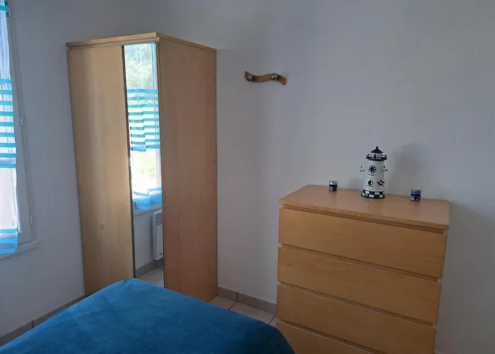 Дом отдыха Maison Charmante Pour 6 Personnes, Calme Avec Piscine Privee - Fr-1-323-578 *