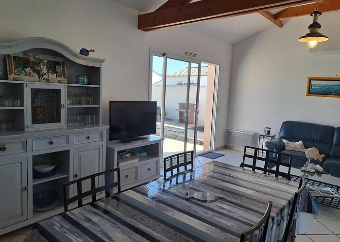 Maison Charmante Pour 6 Personnes, Calme Avec Piscine Privee - Fr-1-323-578