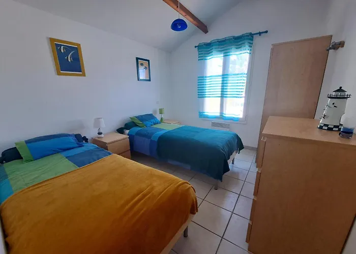 Maison Charmante Pour 6 Personnes, Calme Avec Piscine Privee - Fr-1-323-578 Сен-Жан-де-Мон