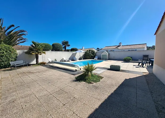 Дом отдыха Maison Charmante Pour 6 Personnes, Calme Avec Piscine Privee - Fr-1-323-578