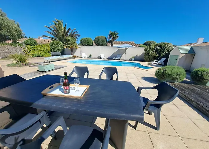 Дом отдыха Maison Charmante Pour 6 Personnes, Calme Avec Piscine Privee - Fr-1-323-578 Сен-Жан-де-Мон