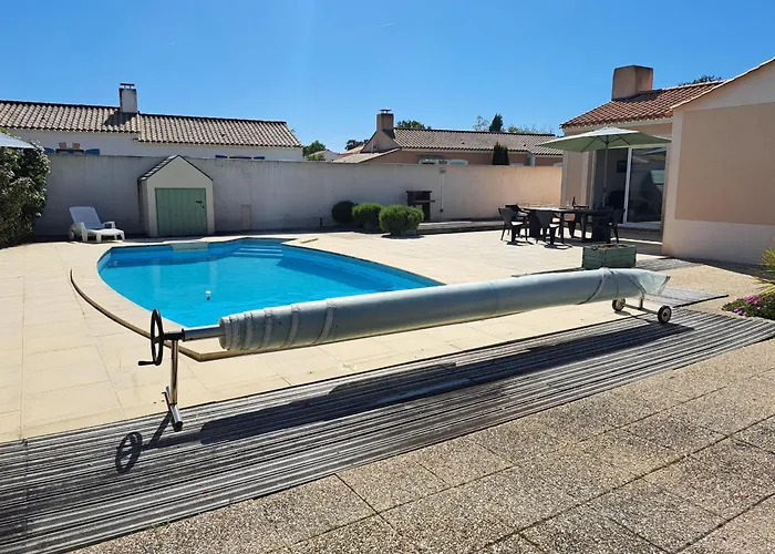 Дом отдыха Maison Charmante Pour 6 Personnes, Calme Avec Piscine Privee - Fr-1-323-578