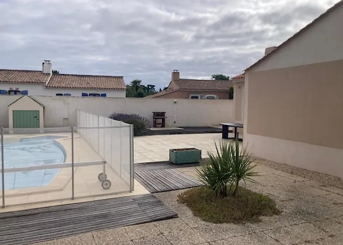 Maison Charmante Pour 6 Personnes, Calme Avec Piscine Privee - Fr-1-323-578 *